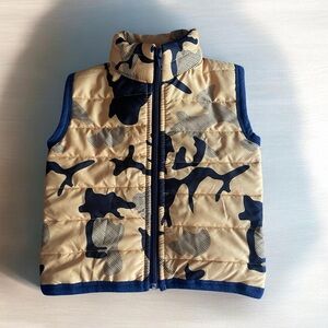 Camouflage Puffer Vest Size 12-18